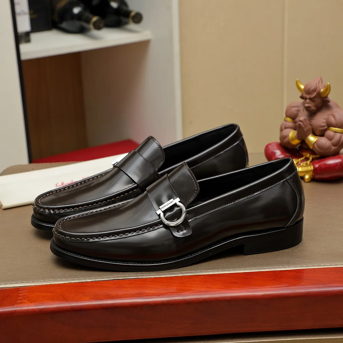 Men's shoes 250 Ferragamo [Ferragamo] top imported suit men's shoes 💯Original copy of the official website, product materials: selected imported embossed calfskin + luxury hardware buckle accessories ~ imported water-dyed cow 🐂 leather lining. Strong three-dimensional visual effect, original combination outsole, multiple colors available😘 Size: 39-44 (38.45.46. Customized)